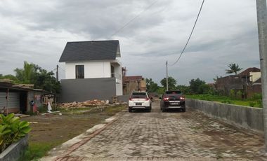 Miris, Tanah Kavling di Colomadu Hanya Segini