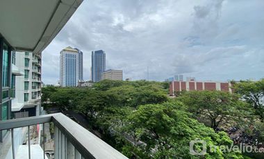 Apartemen St. Moritz Puri