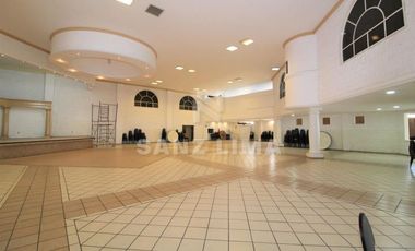 CORTAZAR: MAGNIFICO SALON DE EVENTOS, EXCELENTE ILUMINACION E INSTALACIONES