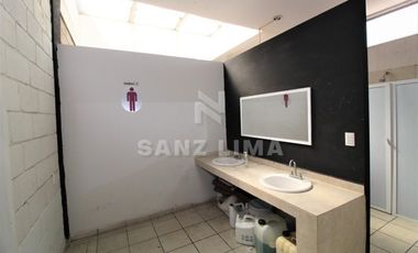 CORTAZAR: MAGNIFICO SALON DE EVENTOS, EXCELENTE ILUMINACION E INSTALACIONES