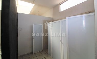 CORTAZAR: MAGNIFICO SALON DE EVENTOS, EXCELENTE ILUMINACION E INSTALACIONES