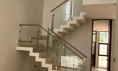 Casa en venta al norte de Mérida en privada zona Cittadela