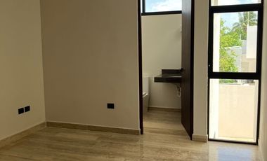 Casa en venta al norte de Mérida en privada zona Cittadela