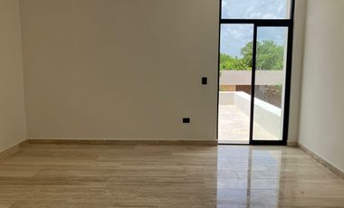 Casa en venta al norte de Mérida en privada zona Cittadela