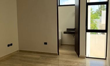 Casa en venta al norte de Mérida en privada zona Cittadela