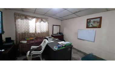 CASA EN REMATE EN LAS CUMBRES VILLA GRECIA CON 5 RECAMARAS
