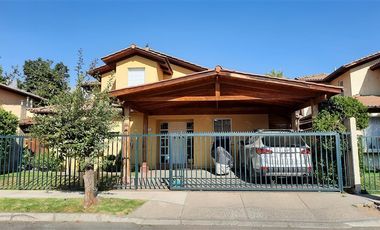 Linda y Cómoda casa en arriendo en Peñalolén