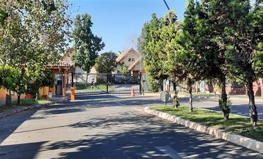 Linda y Cómoda casa en arriendo en Peñalolén
