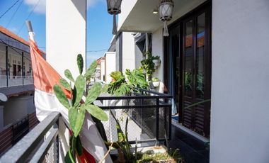 RUMAH SECOND SIAP HUNI LANTAI 4 HARGA MURAH DI DENPASAR BALI