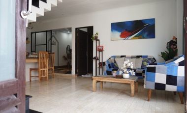 RUMAH SECOND SIAP HUNI LANTAI 4 HARGA MURAH DI DENPASAR BALI