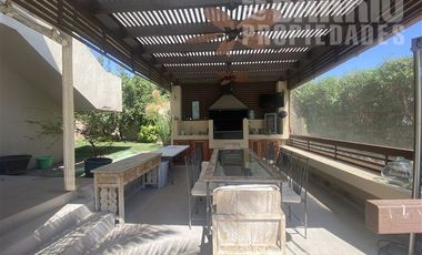 Casa en Venta en Chicureo / Piedra Roja