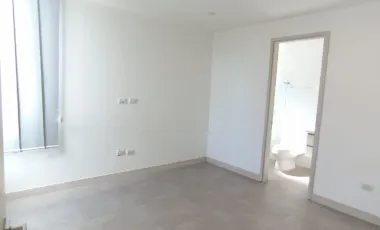 casa en arriendo en la riviera. Cod A400854