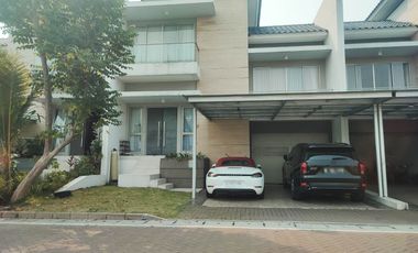 Rumah Golf Island PIK, Cluster Piano