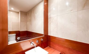 Departamento en venta de 5 dorm. en Vitacura