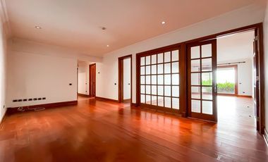 Departamento en venta de 5 dorm. en Vitacura