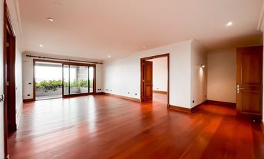 Departamento en venta de 5 dorm. en Vitacura