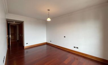 Departamento en venta de 5 dorm. en Vitacura