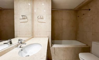 Departamento en venta de 5 dorm. en Vitacura