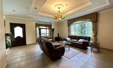 Casa en Llanos de Curundu, Ancón (TPJ)