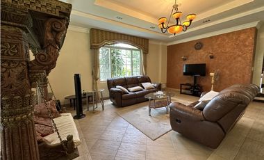 Casa en Llanos de Curundu, Ancón (TPJ)