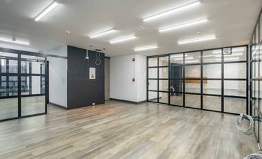 oficina en arriendo en santa barbara oriental. Cod A21457
