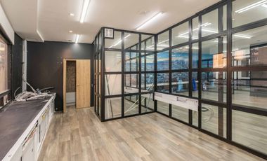 oficina en arriendo en santa barbara oriental. Cod A21457