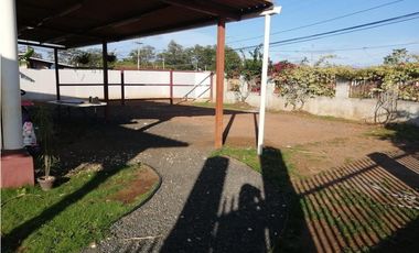 ALQUILO AMPLIA CASA COMERCIAL CHORRERA $