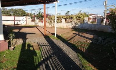 ALQUILO AMPLIA CASA COMERCIAL CHORRERA $