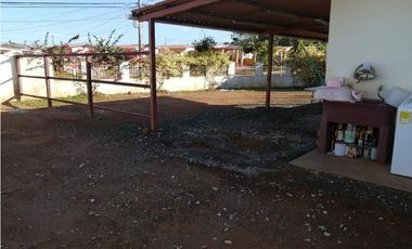 ALQUILO AMPLIA CASA COMERCIAL CHORRERA $