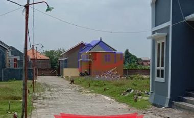 House For Sale Modern & Minimalis Desain di Jepangpakis Kudus
