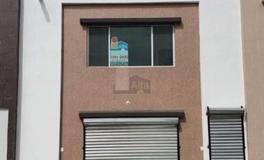 Casa en renta o venta en Privada Cumbres, Monterrey, Nuevo Leon