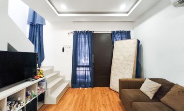 Rumah 2 Carport 18 Menit ke RS Mitra Keluarga Cibubur Siap KPR J-41089