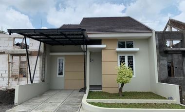 RUMAH CANTIK VIEW SAWAH HEMAT 15 JUTA DI KEBONARUM