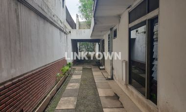 Disewakan Rumah Komersil Tengah Kota Surabaya di Jalan Imam Bonjol