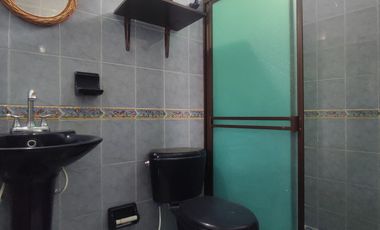 casa en venta en once de noviembre. Cod V30701