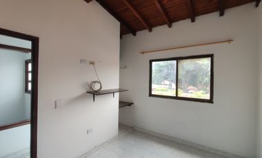 casa en venta en once de noviembre. Cod V30701