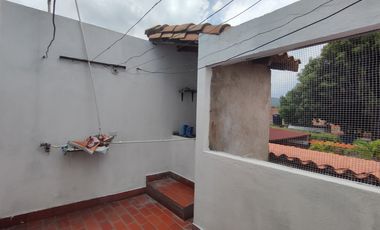 casa en venta en once de noviembre. Cod V30701