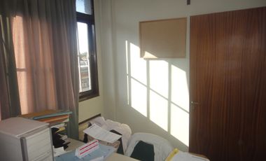 Venta de oficina en pleno centro de San Martin