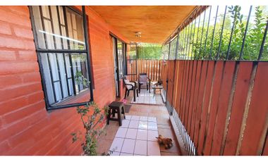 Venta casa 4D 1B sin estacionamiento en Población Bellavista Los Andes