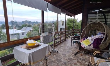 Casa en Venta en Calle Santa Teresita