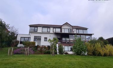 Casa en Venta en Calle Santa Teresita