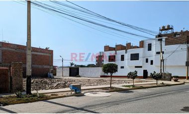 Se Vende Terreno De 443 M2 En La Residencial De Huaral