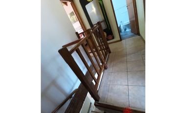 CARILO VENTA CASA 5 AMBIENTES CON PISCINA CLIMATIZADA Y JACUZZI