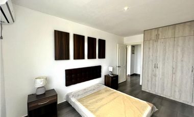 En venta departamento Edificio Status sector Yacht Club Manta