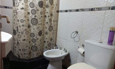 Casa 3 ambientes/ Barrio Castagnino/ Ruta 2