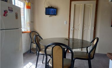 Casa 3 ambientes/ Barrio Castagnino/ Ruta 2
