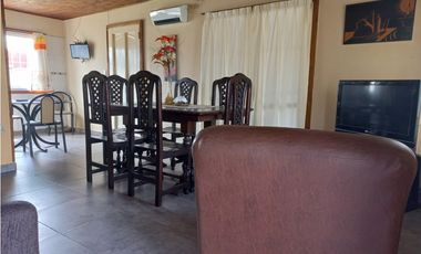 Casa 3 ambientes/ Barrio Castagnino/ Ruta 2