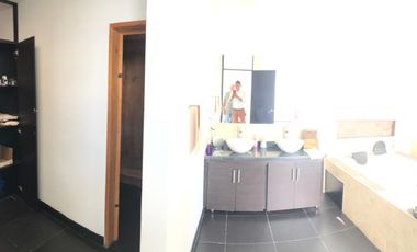 casa en venta en la mesa. Cod V31