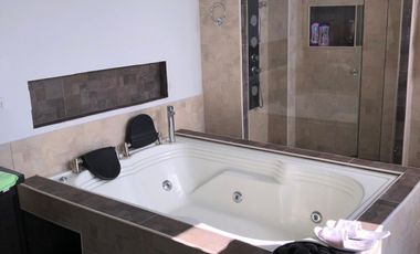 casa en venta en la mesa. Cod V31