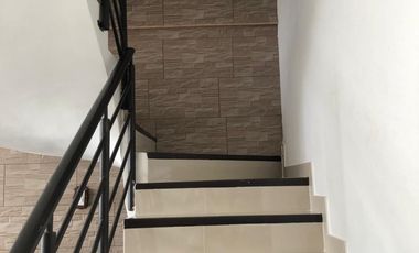 casa en venta en la mesa. Cod V31